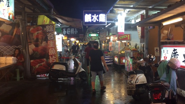 자강 야시장 / 自強夜市 / Ziqiang Night Market